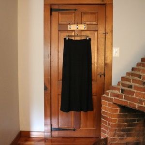 Curve Hugging Long Black Skirt